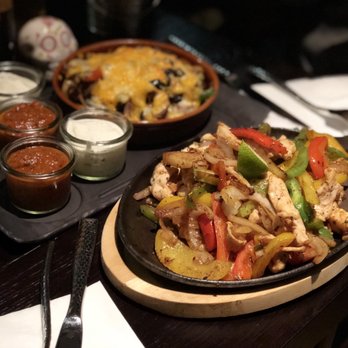 Santos - Mexican Near Me - Vienna, 9