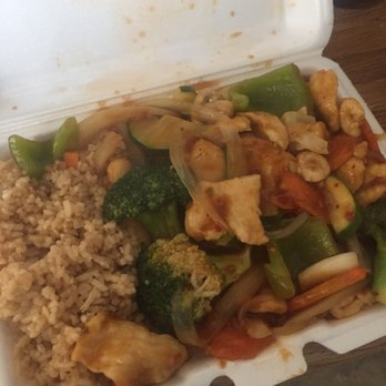 Dragon Wok - Garlic Chicken - Chinese Near Me - Albuquerque, New Mexico