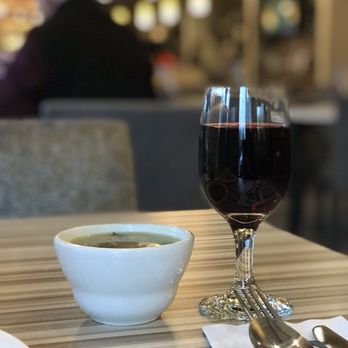 Oxford Suites Bellingham - Complimentary wine and soup (and salad) - Hotels Near Me - Bellingham, Washington Oxford Suites Bellingham - Complimentary wine and soup (and salad) - Hotels Near Me - Bellingham, Washington