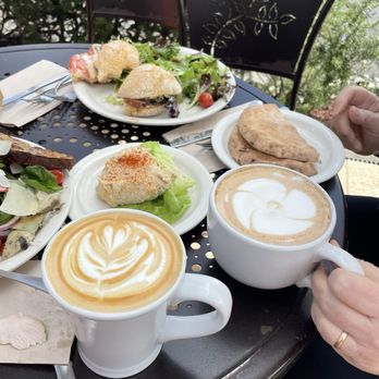 Urth Caffe - Lattes, Farmer's salad, Turkey Sandwich , Hummus - Coffee & Tea Near Me - Laguna Beach, California