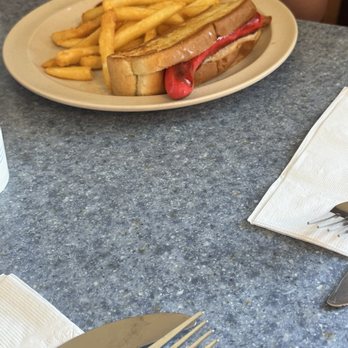 Eagles Nest Restaurant - Child's Hot Dog Plate - Seafood Near Me - Brewer, Maine Eagles Nest Restaurant - Child's Hot Dog Plate - Seafood Near Me - Brewer, Maine