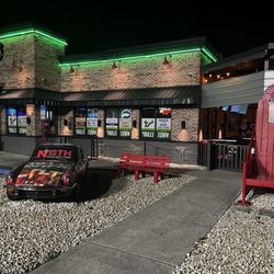 North 30th Sports Pub & Grille