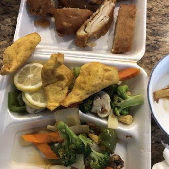 China Wok - Lemon chicken & soggy crab rangoon. - Chinese Near Me - Hendersonville, Tennessee China Wok - Lemon chicken & soggy crab rangoon. - Chinese Near Me - Hendersonville, Tennessee