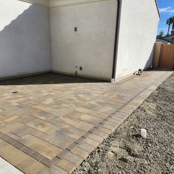 Left Coast Pavers - Backyard Pavers with entry way path - Masonry/Concrete Near Me Left Coast Pavers - Backyard Pavers with entry way path - Masonry/Concrete Near Me