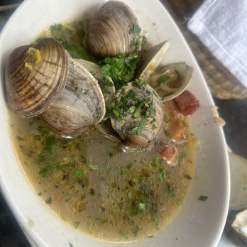 Grace & Grit - Appetizer : bulls bay clam - Southern Near Me - Mount Pleasant, South Carolina Grace & Grit - Appetizer : bulls bay clam - Southern Near Me - Mount Pleasant, South Carolina