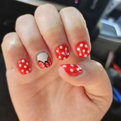 Modish Nails and Spa