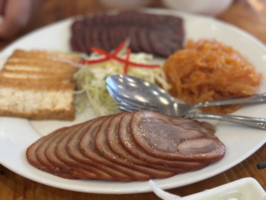 Ji Rong Peking Duck by null