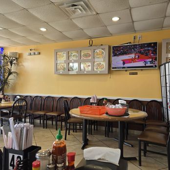 Hao Hao - Dining room - Vietnamese Near Me - Houston, Texas