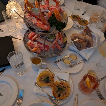 The Alston - Member Seafood Tower - Steakhouses Near Me - Chicago, Illinois