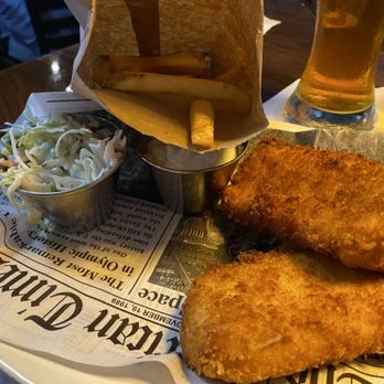 Boston Commons - Signature Fish and Chips! Good reason they are known for this.. - Seafood Near Me - Nashville, Tennessee