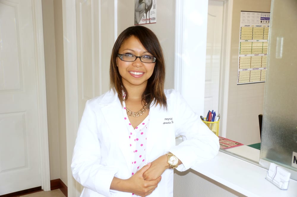 COLÓN FAMILY CHIROPRACTIC & MASSAGE CENTER CLOSED 12 Photos 10028