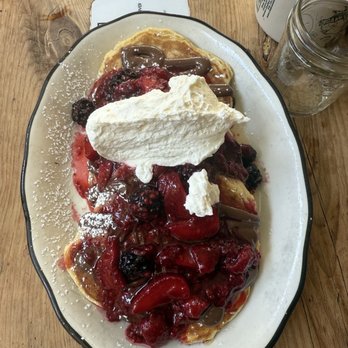 Bubby's Tribeca - Berry Nutella pancakes - American Near Me - New York, New York