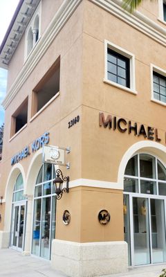 Coconut Point by null