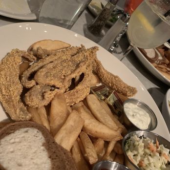 The Knick - Breakfast & Brunch Near Me - Milwaukee, Wisconsin
