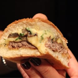 Big Fernand - Excellent hamburgé avec le fromage qui coule