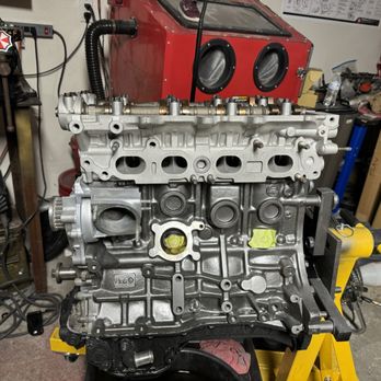 Arringdale's Engine Rebuilding & Auto Repair - Cleaned and fully rebuilt Engine head - Auto Repair Near Me - Hesperia, California Arringdale's Engine Rebuilding & Auto Repair - Cleaned and fully rebuilt Engine head - Auto Repair Near Me - Hesperia, California