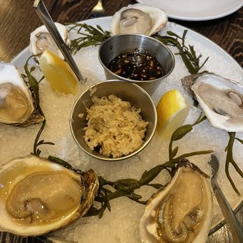 Perle Restaurant - New American Near Me - Pasadena, California