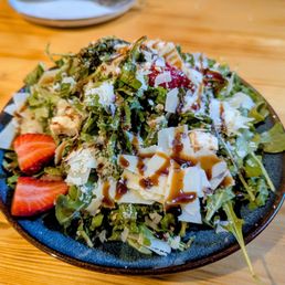 Mrs. Georgia Salad ($22):  arugula, strawberries, cherry tomatoes, goat cheese, walnuts, signature dressing.
