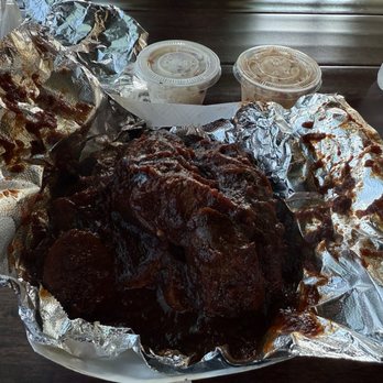 Woody's Bar-B-Que - Barbeque Near Me - Inglewood, California