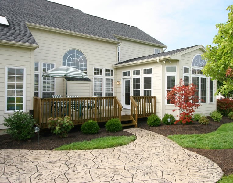 Slide of Nery's Elite Carpenters & Construction