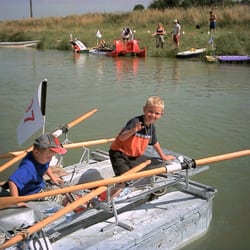 Adur bathtub race - From the Adur tubbers wiki sight
