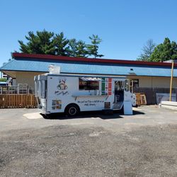 WestSide Square - Hartford