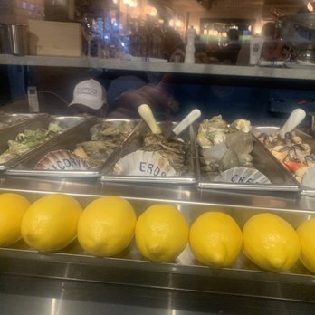 Neptune Oyster - Mmmm - Seafood Near Me - Boston, Massachusetts