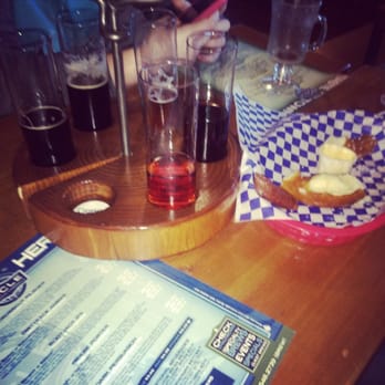Icicle Brewing - Sampler & pretzel - Brewpubs Near Me - Leavenworth, Washington