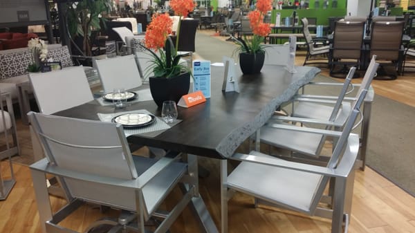 Fortunoff Backyard Store by null