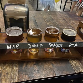 Dees Brothers Brewery - a flight of beers - Brewpubs Near Me - Sanford, Florida Dees Brothers Brewery - a flight of beers - Brewpubs Near Me - Sanford, Florida