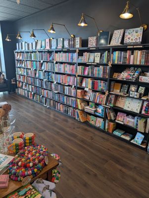 Daughters Coffee and Books by null