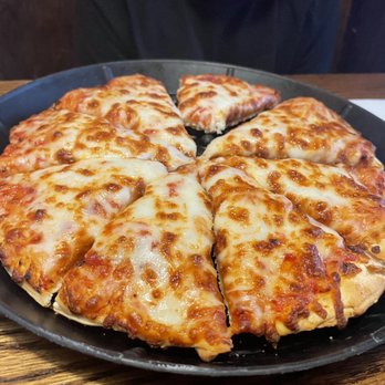 Deer Creek Fire & Stone - Kids cheese pizza - Italian Near Me - Cabot, Arkansas