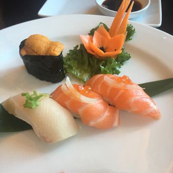 Kanpai Izakaya - Uni, Buri Toro Nigiri, Sake Nigiri - Japanese Near Me - Milwaukee, Wisconsin