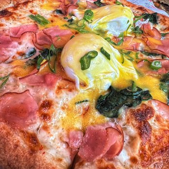 Simmzy's - Gastropubs Near Me - Long Beach, California