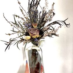 Cream Mint Florist