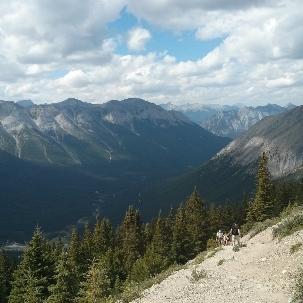 Ha Ling Peak Hike - Hiking Near Me - Canmore, Alberta Ha Ling Peak Hike - Hiking Near Me - Canmore, Alberta