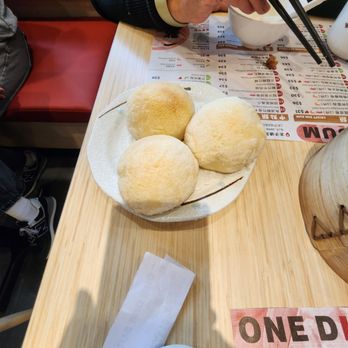 一點心 - Roast pork bun - Cantonese Near Me - Hong Kong, HK 一點心 - Roast pork bun - Cantonese Near Me - Hong Kong, HK