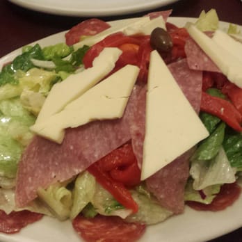 Dominick's Restaurant - Italian Near Me - Bronx, New York