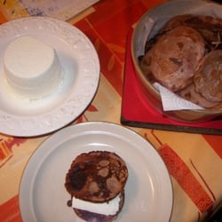 Sole e Monti - Beignets-chestnut pancakes- with brocciu