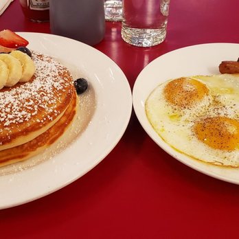 CAFÉ LULUc - French Near Me - Brooklyn, New York CAFÉ LULUc - French Near Me - Brooklyn, New York