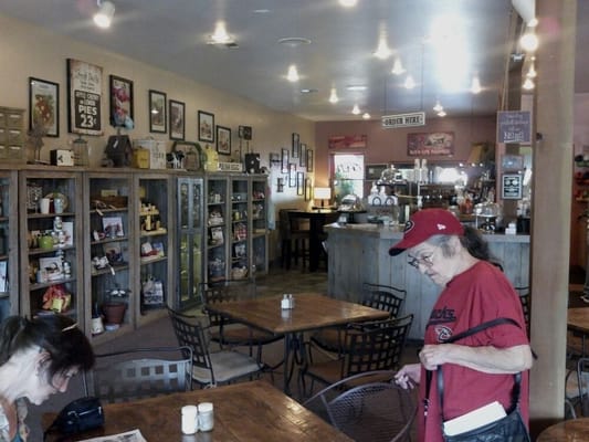 Nana's Sandwich Shoppe by null