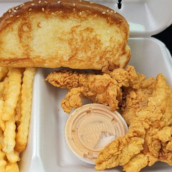 Raising Cane's Chicken Fingers - 3 piece combo - Fast Food Near Me - Jacksonville, Florida Raising Cane's Chicken Fingers - 3 piece combo - Fast Food Near Me - Jacksonville, Florida