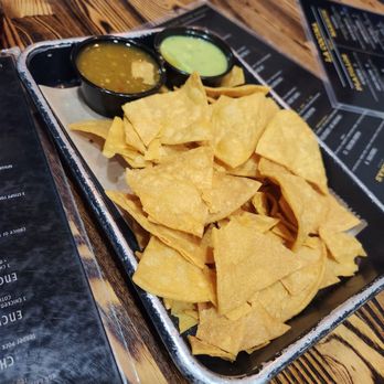 La Cocina - Chips and salsa - Mexican Near Me - Ukiah, California