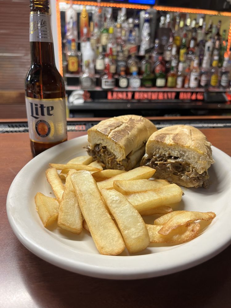 LESLY Sport Bar & Grill