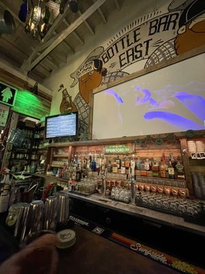 BOTTLE BAR EAST by null