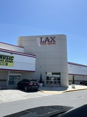LAX Wine and Spirits by null