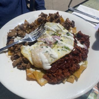 Broken Yolk Cafe - Chilaquiles Bowl with Carne Asada - Breakfast & Brunch Near Me - Carlsbad, California Broken Yolk Cafe - Chilaquiles Bowl with Carne Asada - Breakfast & Brunch Near Me - Carlsbad, California