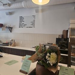 Aube Boulangerie - Front counter