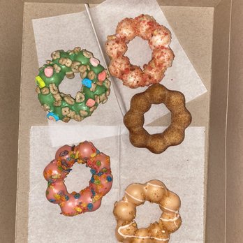 Friendly Donuts - Donuts Near Me - Orange, California Friendly Donuts - Donuts Near Me - Orange, California