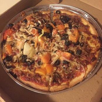 Rocco's Pizzeria - GF, olives, onions, bacon, tomato, mushroom - Pizza Near Me - Corinth, New York Rocco's Pizzeria - GF, olives, onions, bacon, tomato, mushroom - Pizza Near Me - Corinth, New York